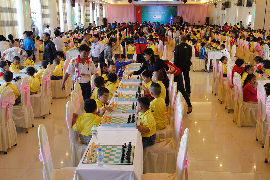 Giải vô địch cờ vua trẻ toàn quốc 2015 - Tranh cup Dragon Capital